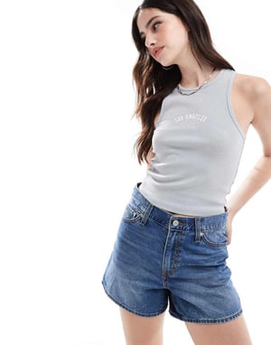 Levi's 80s mom shorts in mid blue