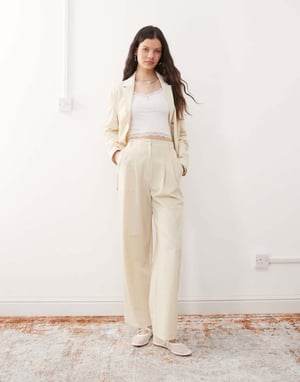Miss Selfridge essential wide leg trouser in buttermilk