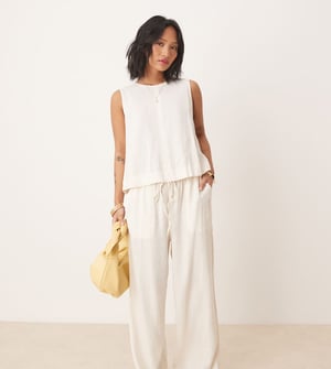 Nobody's Child Petite Shona straight leg trousers co-ord in cream