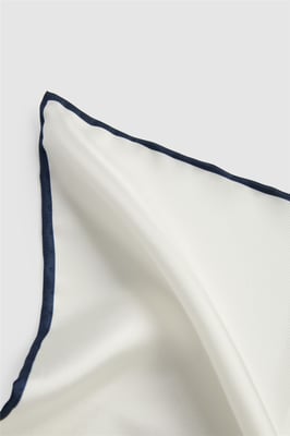 Pocket Square in Cream