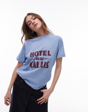 Topshop grafisk t-shirt Hotel du Calais i blå