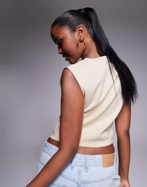 ASOS DESIGN tyngd ponte asymmetrisk knäppning väst i sten