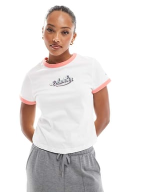 Columbia Rolling Bend grafisk t-shirt i vitt
