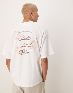 Utvald oversized tungvikts t-shirt med soltryck på ryggen i vitt