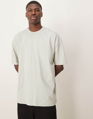 ASOS DESIG oversized t-shirt med scenisk grafik i grått