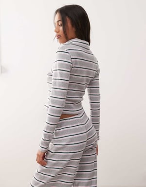 Återvunnen vintage borstade randad polo cardigan set i grå rand