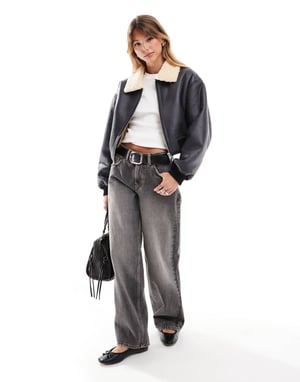 ASOS DESIGN kortad flygjakke i svart
