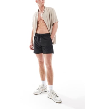Cotton On stretch simshorts svart