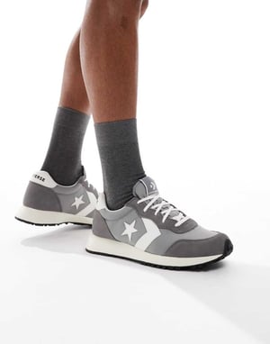 Converse Omega Sneakers i grått