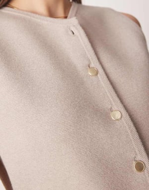 Abercrombie & Fitch högkrage knapplång stickad väst i taupe