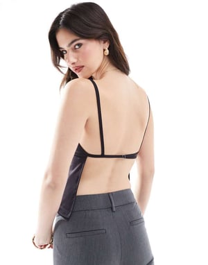 Cotton On blair öppen rygg cami topp i svart