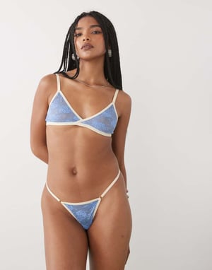 Motel sarua contrast edge lace thong in blue and ivory