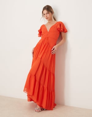 ASOS DESIGN maxikjol med volangärmar och rynkade detaljer i kryddigt röd med asymmetrisk fåll