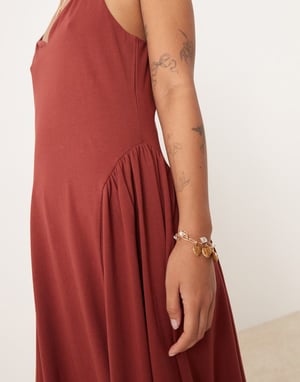 ASOS DESIGN Petite sommar maxikjol med full kjol i rostfärg