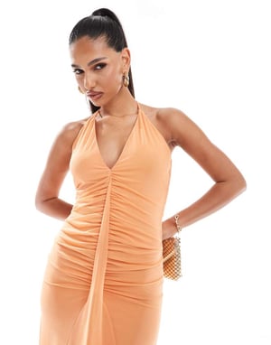 ASOS DESIGN maxiklänning med djup urringning och godetdetalj samt svävande nederkant i orange