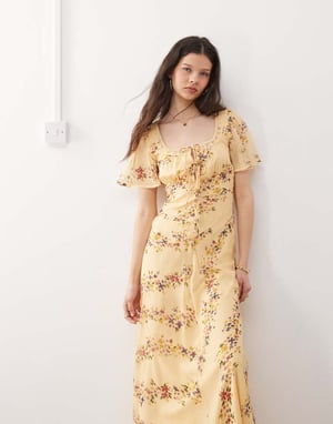 Återvunnen vintage maxi teklänning med spets i duttig smörgul blommönster
