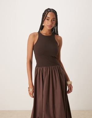 ASOS DESIGN hybrid racermaxiklänning i choklad