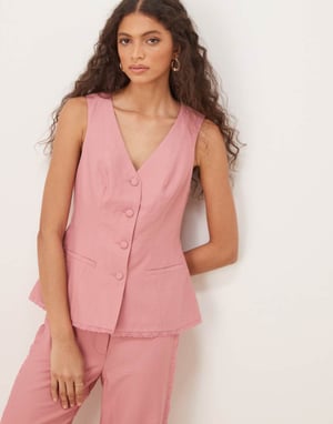 ASOS DESIGN väst med spetskant i rosa