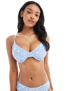 Hollister kurvig underwired bikiniöverdel i blått mönster