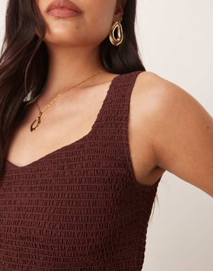 Nobody's Child Thalia rynkad bodice drop hem midi klänning i choklad
