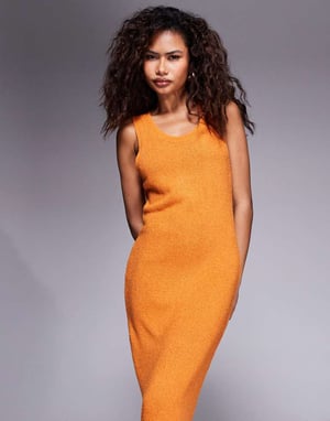ASOS DESIGN stickad midi klänning med rundad halsringning och textur i orange