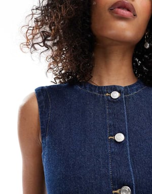 ASOS DESIGN trapezkjol i denim med knäppning i indigo