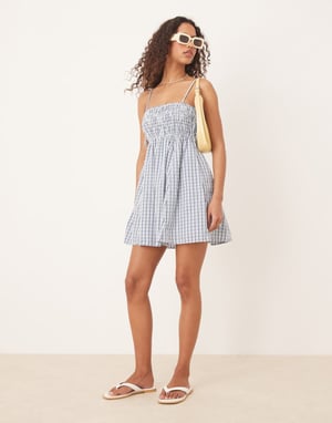 Abercrombie & Fitch babydoll smockad miniklänning i blått rutig mönster