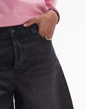 Topshop jeans med lös passform i tvättad svart