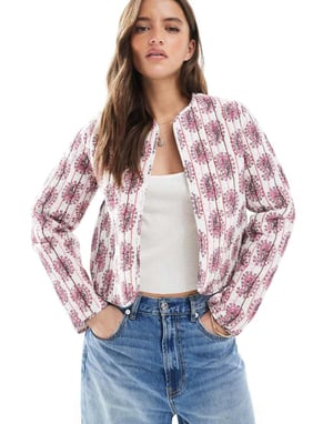Threadbare quilted cotton jacket with paisley print in pink and white