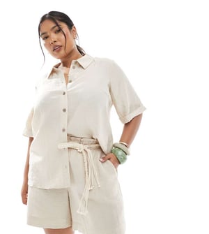 Vero Moda Curve boxy skjorta i havre