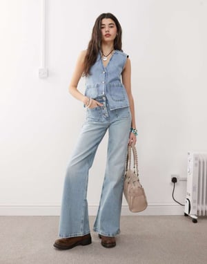 Återvunnen vintage denim 70-tals palazzojeans med fickor och knappstängning i blå tvätt