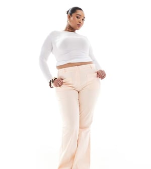 ASOS DESIGN Curve fickbyxor med flare i aprikos