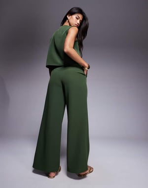 ASOS DESIGN plisserad framsida vida byxor i khaki
