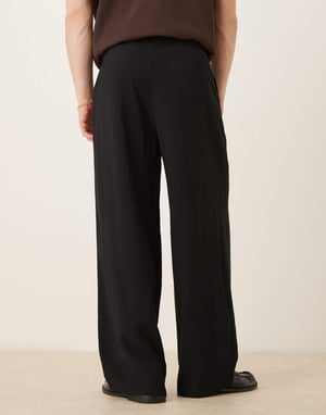 ASOS DESIGN hästsko eleganta byxor i svart