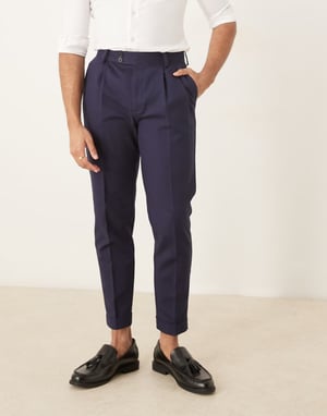 ASOS DESIGN smart tapered chinos i bomull i marinblått