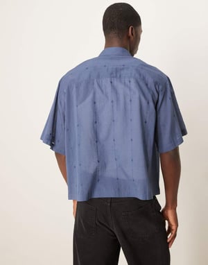 ASOS DESIGN boxig oversized skjorta med broderi i marinblå