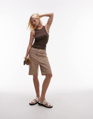 Topshop lös passform denim shorts i tan rand