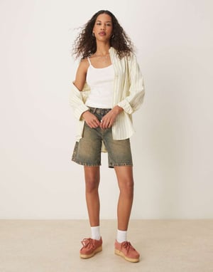 Dickies Herndon löst sittande denimshorts i indigo med gul övertoning