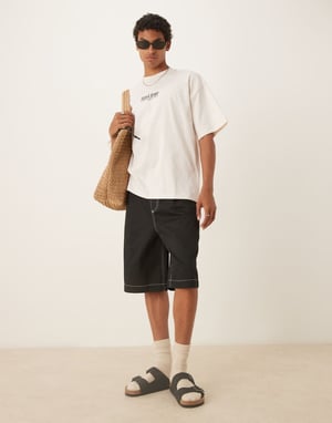 ASOS DESIGN oversized baggy plisserade shorts i svart