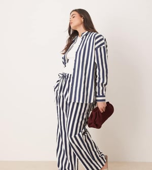 ASOS DESIGN Curve linne-look byxor med midja i marinrandig koord