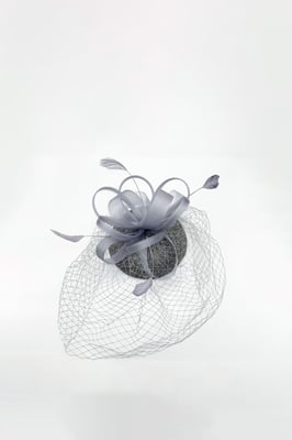 Bow Feather & Net Disc Fascinator in Grey