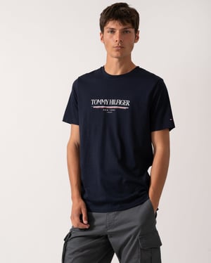 Brand Love Hilfiger T-Shirt in Navy