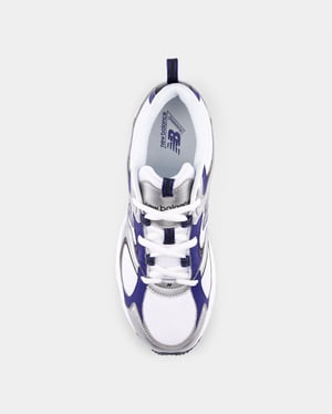 Trainers in White