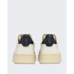 Autry Heren medalist low sneaker space