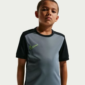 Boys Nike Top Juniors in Cool Grey