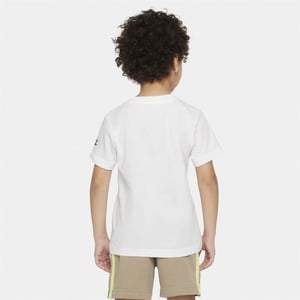 Boys Nike Regular Fit Lettering Crew Neck T-Shirt in White