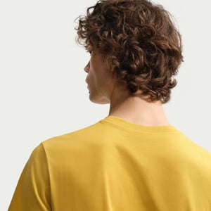 Men's Air Jordan Woven Tracksuit Shorts in Saffron Quartz