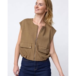 Sisters Point Vest 19298 garwin-ve3