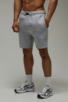 Man Active Badge 7inch Shorts