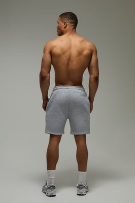 Man Active Badge 7inch Shorts